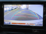 バックガイドモニターで、後方を確認しながら安心して駐車することができます。運転初心者も熟練者も必須の機能ですよ!