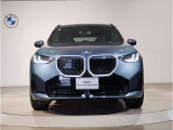 【キドニーグリル】BMWは約90年もの間、ほぼ全ての車両にひと目でBMWだと分かるこの特徴的なフロントグリルが備えられ、デザイン・アイコンとして親しまれてきました。