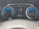 視認性の高いメーターで運転情報を的確に把握できます!