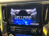 【BIG-X11インチナビ】人気の大画面BIG-Xナビを装備。専用設計で車内の雰囲気にマッチ!ナビ利用時のマップ表示は見やすく、テレビやDVDは臨場感がアップ!いつものドライブがグッと楽しくなります♪