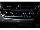 運転席と助手席、それぞれ温度調節ができ、オールシーズン快適なオートエアコンとなっております!