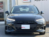 シングルフレームグリルはAudiの象徴的なデザイン要素であり、一目でAudiとわかるスタイル、大きくて迫力のある形状が車のスポーティな印象を強調しており、魅力的なデザインとなっています。