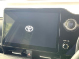 【メーカー純正ナビ】インテリアに溶け込むスタイリッシュな「専用設計」メーカーナビを装備♪視認性や操作性など基本性能にも優れ、より上質なカーライフをお楽しみいただけます。
