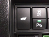 パワーゲートは、運転席からも操作が可能です。