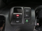 【電子制御パーキング+ブレーキホールド】便利なスイッチ式のサイドブレーキ!停車中にブレーキペダルを踏み続けなくても自動的にブレーキを保持する機能も搭載♪