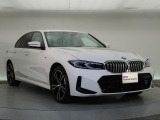 一目で伝わるBMW特有のスポーティーなプロポーションは、BMWの走行性能を生み出すのに欠かせない要因の一つです。細部まで拘りぬいたお車をぜひ一度ご覧ください!