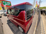 ☆お車についた傷やヘコミ、事故の修理もハヤシにお任せください。自社鈑金工場で修理ができますの安心です☆