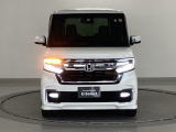 LEDヘッドライトを装備しています。LEDヘッドライトはとても明るく、雨の日や夜間走行も安全・安心です。