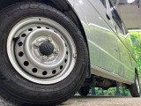 弊社では、全車『修復歴なし』のお車のみ取り扱っております。専任バイヤーによる厳選した仕入れの後、入庫後の車両チェックを行い、ネクステージが認定した高品質な中古車をご提供しております。