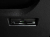ETCです。料金所をスムーズに通過できます。スマートICの利用も可能に!セットアップ作業のみで使用可能です。
