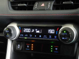 シートヒーターに加えてシートベンチレーションも搭載。寒い時期も暑い時期も快適に過ごせます。