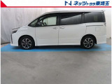 【両側電動スライドドア】ワイヤレス連動式なので遠隔操作ができ大きい荷物もっていても楽々開閉ができます♪とっても便利な機能です