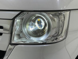 【LEDヘッドライト】LEDヘッドライトは消費電力が少ないので寿命が長いですよ!明るさも十分で、夜間走行の負担を和らげてくれます!