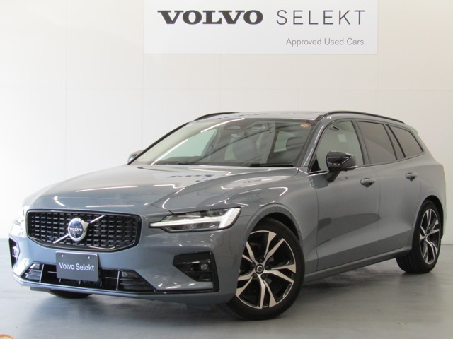 V60 アルティメット B4 ダーク エディション