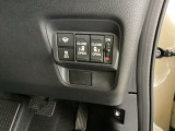 リアスライドドアは両側ともに電動です。