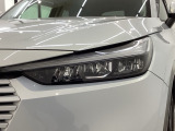 LEDヘッドライトは、点灯の瞬間から最大光量を発揮し、突然暗くなるトンネルなどでの安定感を高めます。