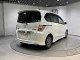自動車保険・JAFも取り扱っております。また、お客様のご希望で保証延長(有償・一部の車種では取り扱いできません)もご準備しております。