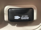 【1500Wアクセサリーコンセント】消費電力1500Wまでの家電が使えます。キャンプやスポーツ・アウトドアでのアクティビティはもちろん、災害・停電の際に大活躍♪