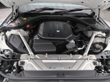 安心のBMW認定中古車は100項目の箇所を徹底的にチェック致します。機械的な箇所や電気系、コンピューターなどをご納車前に点検し、交換基準に達した部品は全て新品に修理返品した後にご納車致します。