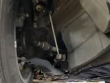お車を安心してお乗りいただく為には、足回りの定期点検が欠かせません。サービスサポート(有償保証)では無料点検もご提供しており、安心のカーライフをお過ごしいただけるサポート体制が整っています。