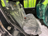 高品質なオリジナルフロアマットもオプションにてご用意しております。お好きなデザインやカラーをお車に合わせて選んでいただくことができます♪
