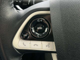 ステアリングスイッチ装備!運転しながら手元でオーディオの操作などができます。