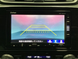 バックでの車庫入れも安心です! リアカメラが付いているバックモニター付のナビを装備しております。操作線もついており距離感も画面から確認できます。