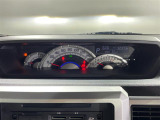 【スピードメーター】メーターがシンプルで見やすく運転しやすいですね!
