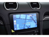 PCM(ポルシェコミュニケーションマネジメント)ナビを装備。Apple CarPlay対応で、バックカメラ、パークセンサーも備わり、スポーツカーながら実用面もしっかりカバーしております。