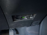 【ETC】高速道路や有料道路を頻繁に利用する方に便利なETC。車載器とカードで簡単に料金を支払い、長距離移動もストレスフリーです。