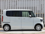 当店の中古車販売は、安心してご購入いただくために、ご契約、ご納車を含め当店にご来店いただけるお客様にお願いしております。
