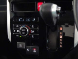 電動パーキングブレーキ・ブレーキホールドを装備してます。ホールド機能は信号待ちが多い一般道で疲労軽減になり、大好評です!