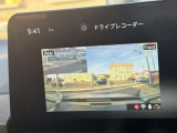 【ドライブレコーダー】時間に合わせた情報をしっかりと録画録音いたします。運転に際してのトラブルや事故などの映像もしっかりと録音録画いたします。