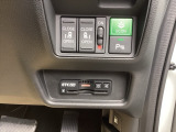 ETC2.0が標準装備です。高速道路の渋滞情報などをナビとリンクして画面でお知らせします。