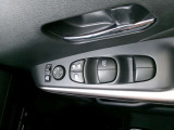 専門のスタッフがクリーニングしますので、とてもキレイなお車です。