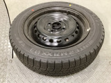 当社にてデモ走行時に装着していたワンシーズン使用の中古スタットレスタイヤ+ホイール4本セットを用意致しました。(2025年製、タイヤ+ホイールは現状渡し、保証対象外です)
