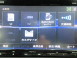 ホンダ純正Gathersのナビを装備しています。