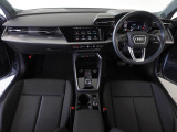Audiのインテリアはエクステリア同様、優れたデザイン性とクオリティ、そして機能性を兼ね備えております。