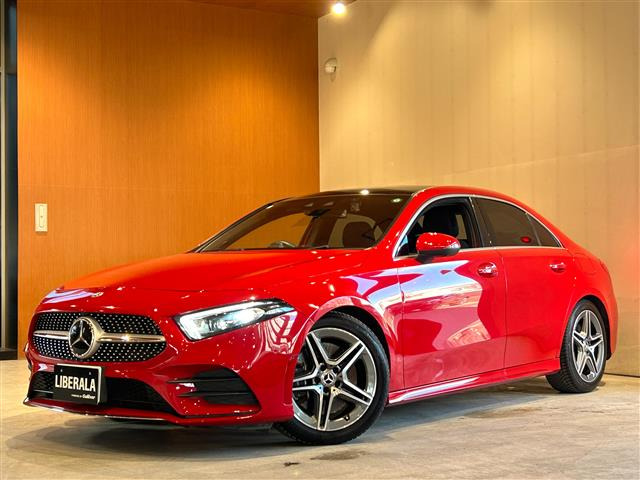Aクラス A250 4MATIC AMGライン 4WD 本革シート