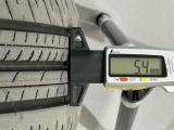 夏タイヤの残り溝は5.4mmです。スリップラインからは3.8mmとなっております。
