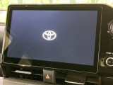 【10.5インチナビ】高級感とインパクトのある大画面ナビを装備。各種オーディオ操作はもちろん、スマホ連携もできる利便性の高いナビです♪