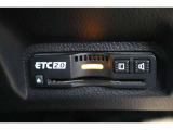 有料道路のレーン通過に便利なETC2.0車載器を装着しています。ご利用にはセットアップが必要となります。