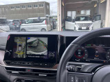 上空から見下ろしたような表示で車両感覚のつかみやすい『アラウンドビューモニター』に移動物検知警報(MOD)があり更に安心です。