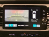 バックでの車庫入れも安心です! リアカメラが付いているバックモニター付のナビディスプレーを装備しております。バンパーについているソナーや、操作線もついており距離感も画面から確認できます。