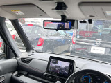 ディーラーオプション『前+車室内ドライブレコーダー』装備。表示はナビのモニター画面で行います。
