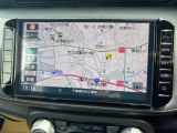 多機能ナビゲーションがあなたをしっかり目的地までサポートします。スマホのナビとは自車位置精度が違います。純正ナビなら保証も対象で安心です。
