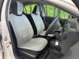 ドライバーによって運転しやすいポジションは異なり、あの車はどうなのか不安なこともありますよね。気になるお車は店頭で乗り込んでご確認いただけます♪