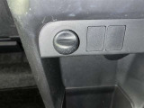 シガーソケット用の充電器が使用可能です!