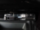 ETCなら高速道路をスイスイと通過!!クルマは料金所をノンストップで通過することができます!