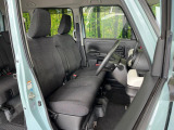運転席シート廻りは使用感も少なく、良好な状態となっています。丁寧に使われていたことがよくわかりますね。